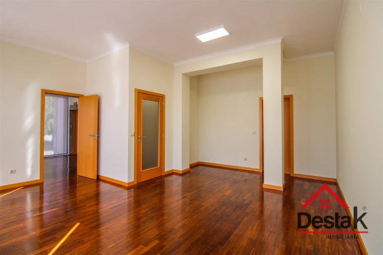 Apartamento T2 para Venda em São Pedro do Sul, Várzea e Baiões