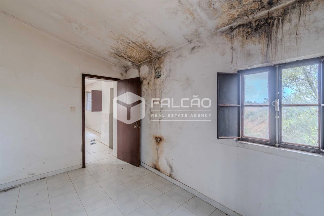 Moradia T2 para Venda em Casével e Vaqueiros Foto 42