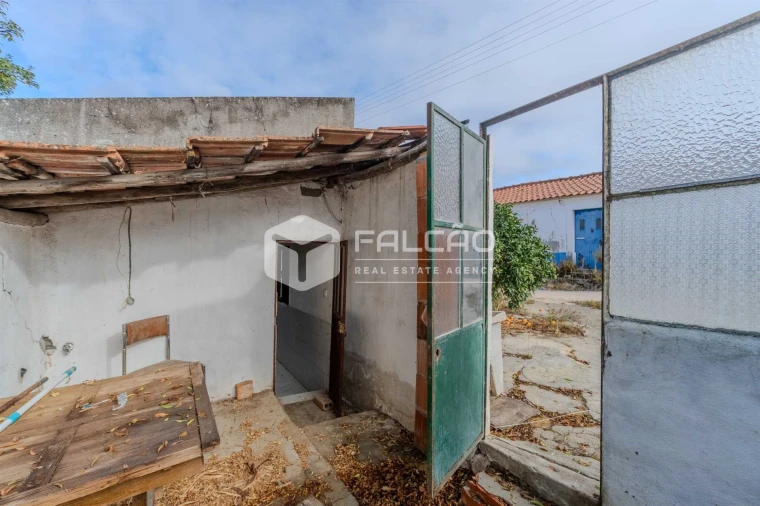 Moradia T2 para Venda em Casével e Vaqueiros Foto 27