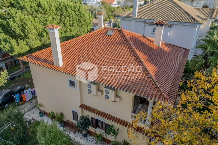 Moradia T4 para Venda em Marvila, Ribeira Santarém, São Salvador, São Nicolau Foto 2