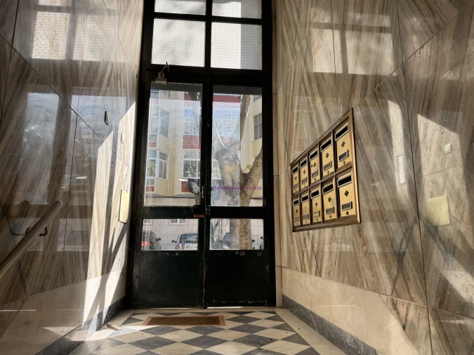 Apartamento T4 para Venda em Águas Livres Foto 44