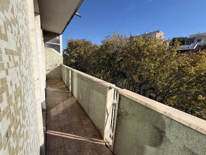 Apartamento T4 para Venda em Águas Livres Foto 19