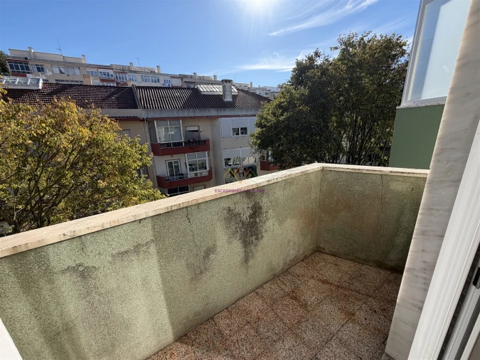 Apartamento T4 para Venda em Águas Livres Foto 17