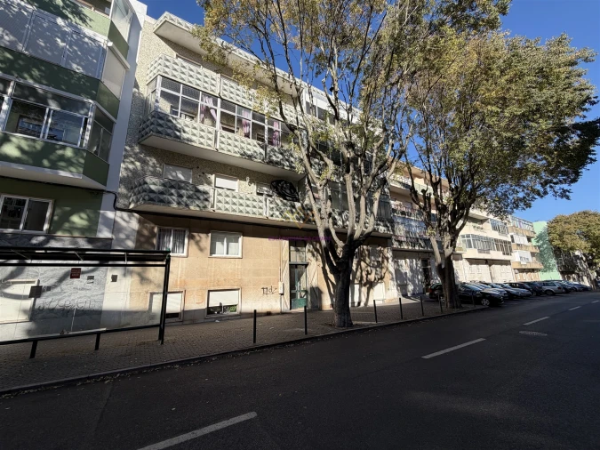 Apartamento T4 para Venda em Águas Livres Foto 46