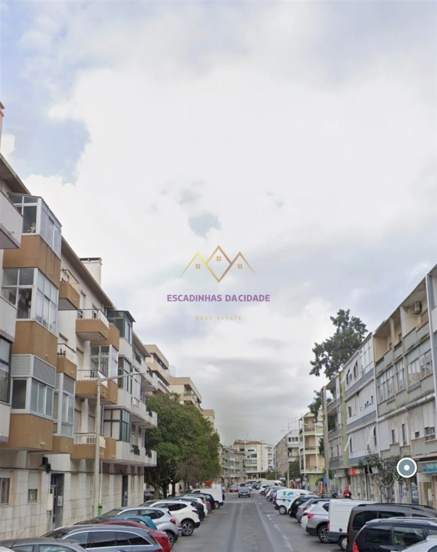 Apartamento T3 para Venda em Alverca do Ribatejo e Sobralinho Foto 1