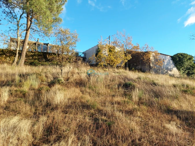 Terreno para Venda em Adoufe e Vilarinho de Samardã Foto 3