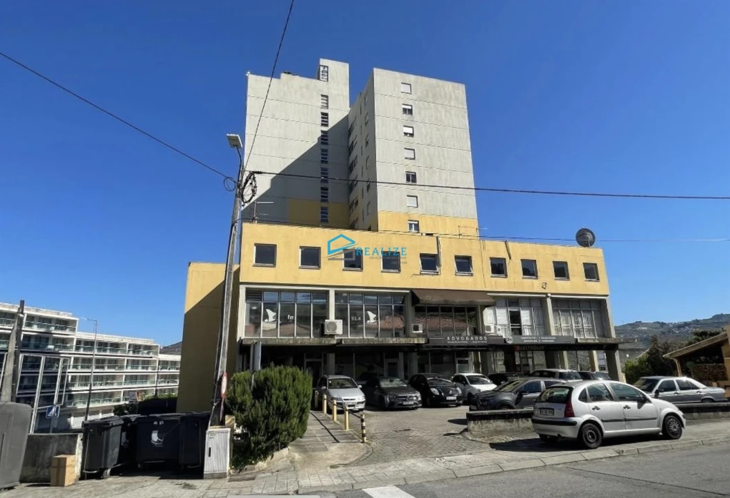 Escritório para Venda em Peso da Régua e Godim Foto 1