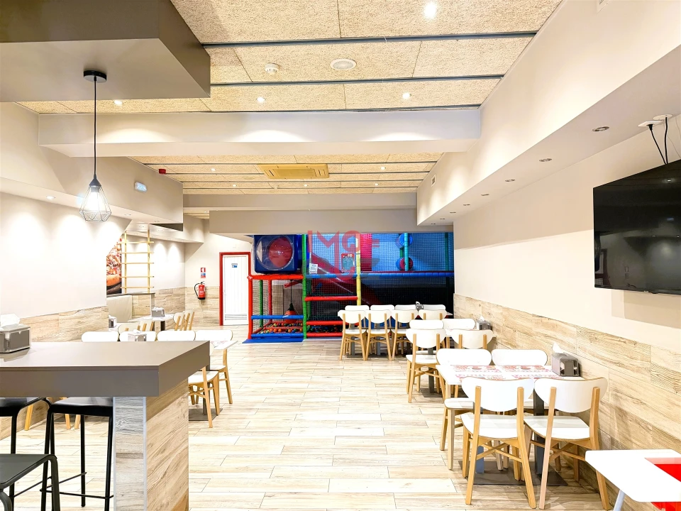 Loja para Venda em Santa Maria, São Pedro e Matacães Foto 7