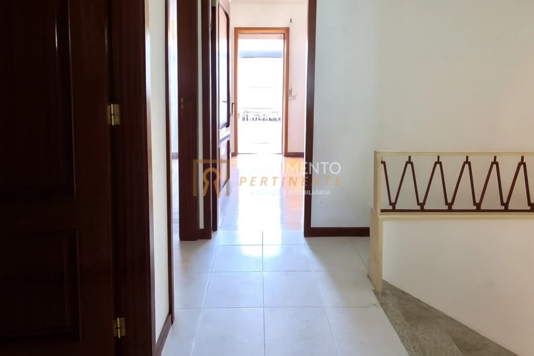 Moradia T2 para Venda em Pedrouços Foto 14