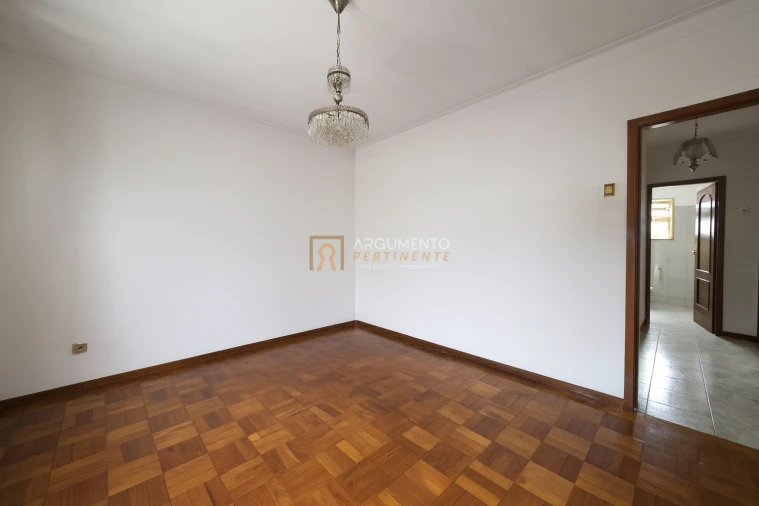 Moradia T2 para Venda em Pedrouços Foto 8