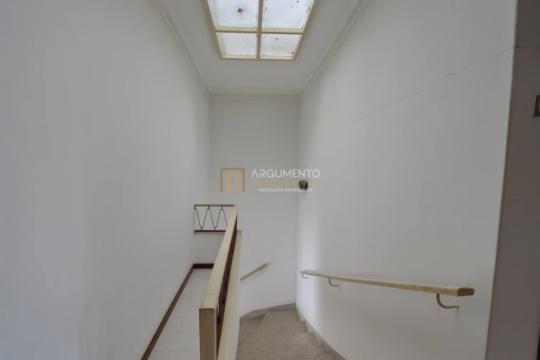 Moradia T2 para Venda em Pedrouços Foto 14