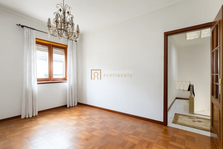 Moradia T2 para Venda em Pedrouços Foto 9