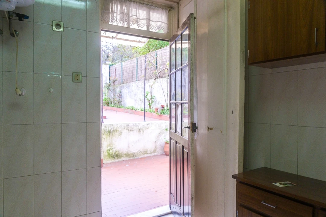 Moradia T2 para Venda em Campanhã Foto 6