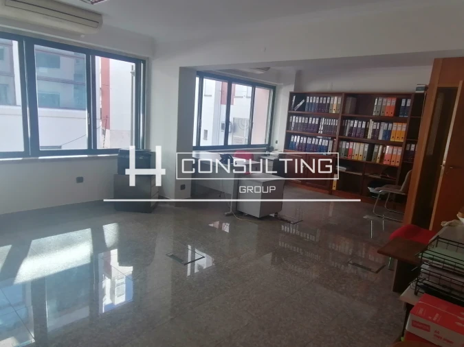 Escritório para Venda em Algés, Linda-A-Velha e Cruz Quebrada-Dafundo Foto 9