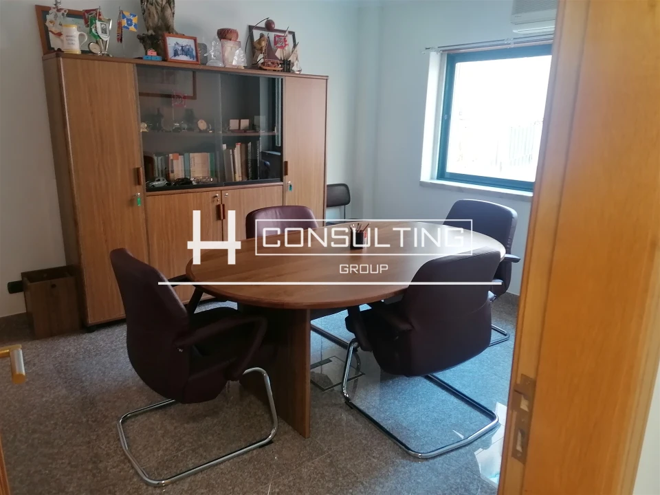 Escritório para Venda em Algés, Linda-A-Velha e Cruz Quebrada-Dafundo Foto 2