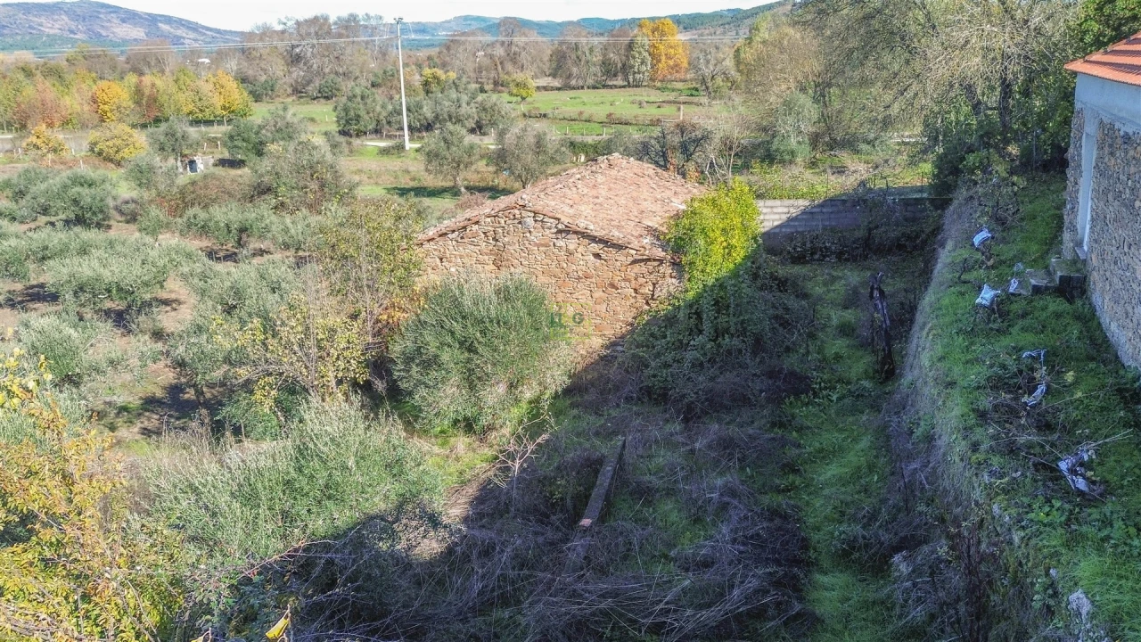 Moradia T1 para Venda em Benquerença Foto 21