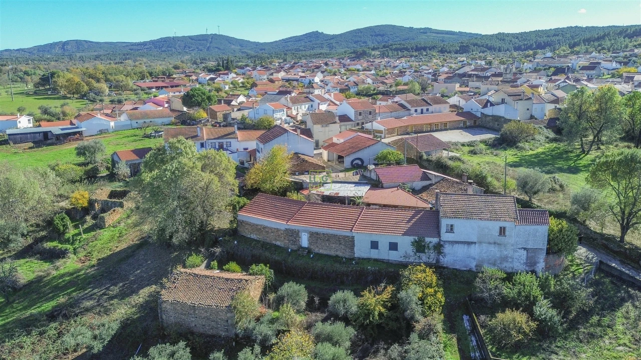 Moradia T1 para Venda em Benquerença Foto 26