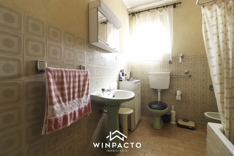 Moradia T3 para Venda em Vilar Seco Foto 8