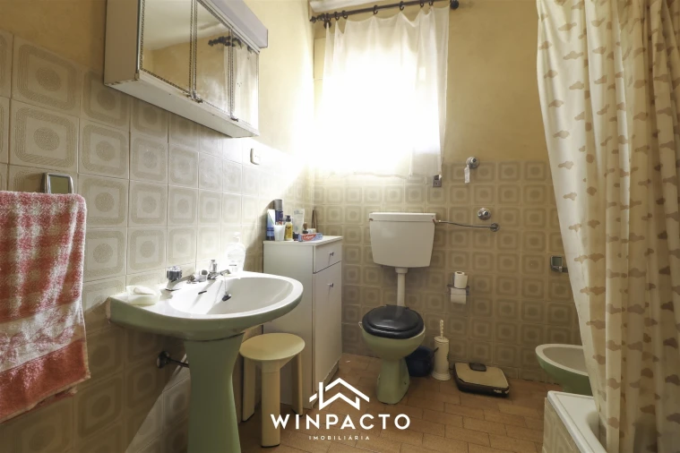 Moradia T3 para Venda em Vilar Seco Foto 12