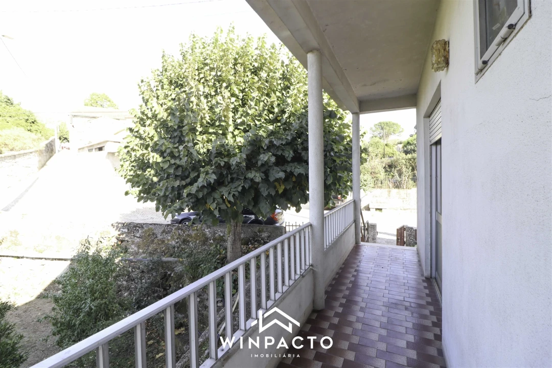 Moradia T3 para Venda em Vilar Seco Foto 4