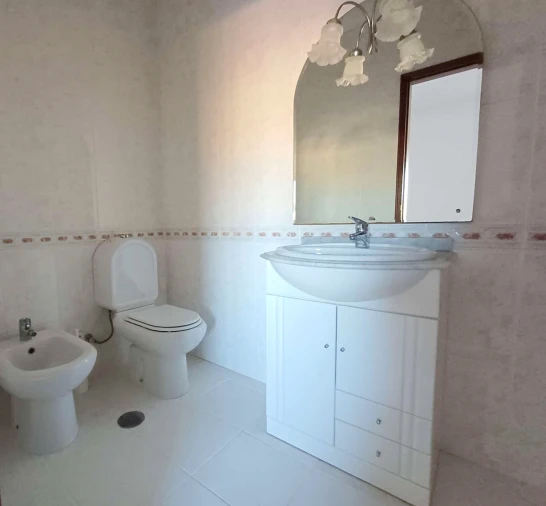 Apartamento T4 para Arrendamento em Buarcos Foto 15