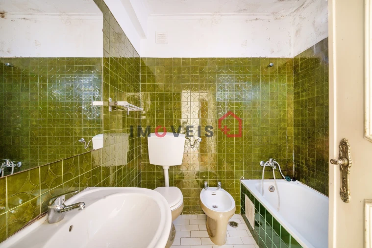 Apartamento T2 para Venda em Algés, Linda-A-Velha e Cruz Quebrada-Dafundo Foto 5