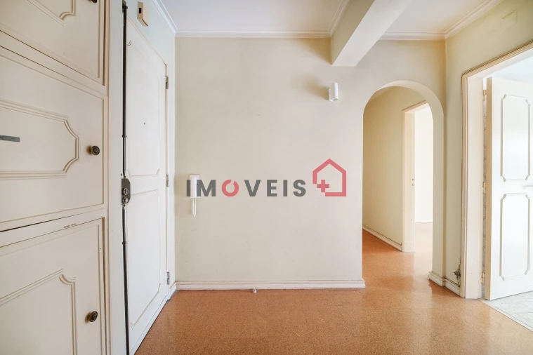 Apartamento T2 para Venda em Algés, Linda-A-Velha e Cruz Quebrada-Dafundo Foto 6