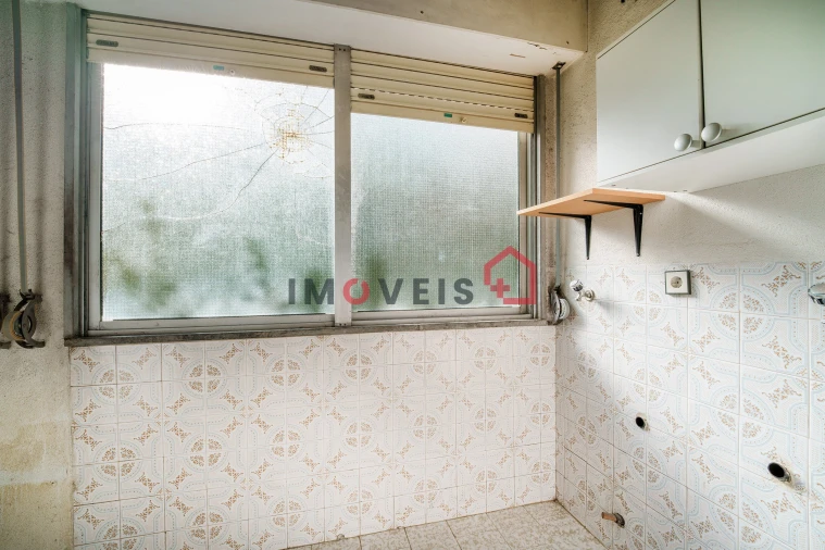 Apartamento T2 para Venda em Algés, Linda-A-Velha e Cruz Quebrada-Dafundo Foto 9