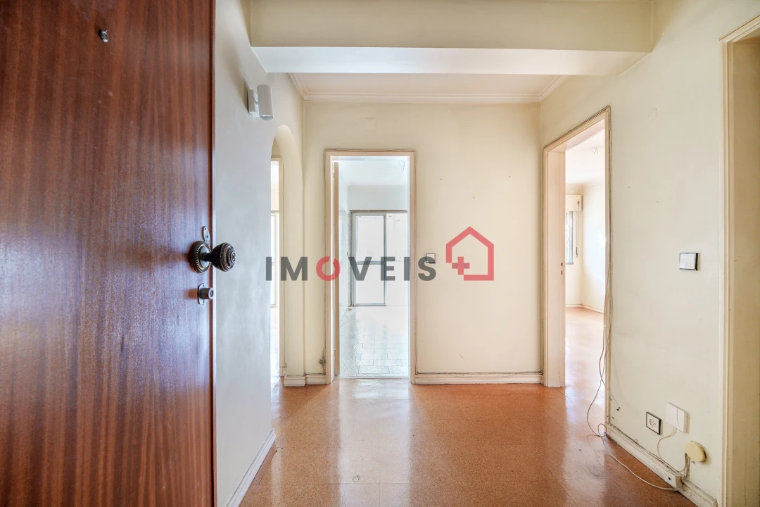 Apartamento T2 para Venda em Algés, Linda-A-Velha e Cruz Quebrada-Dafundo Foto 5