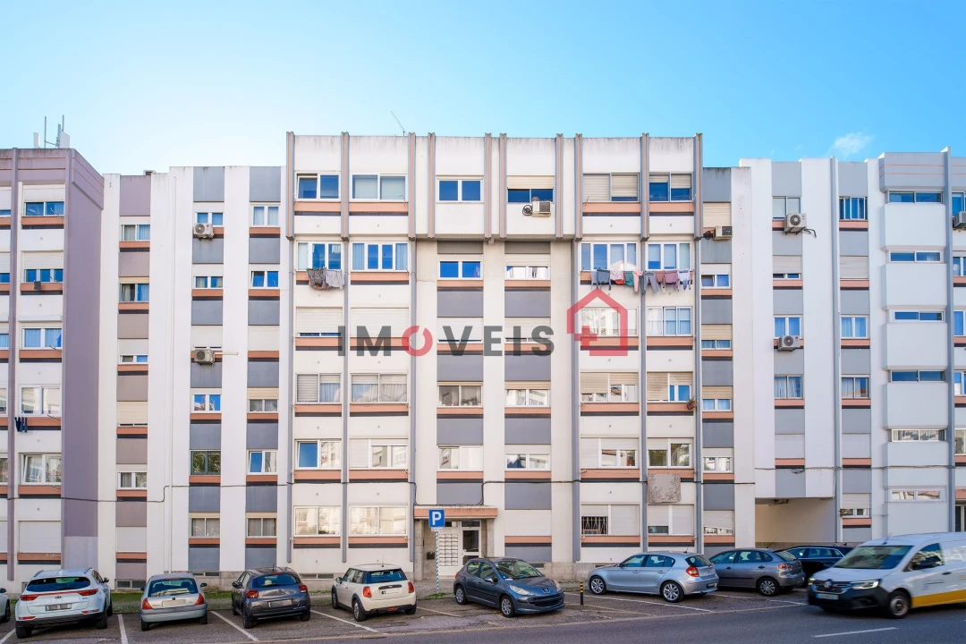 Apartamento T2 para Venda em Algés, Linda-A-Velha e Cruz Quebrada-Dafundo Foto 1