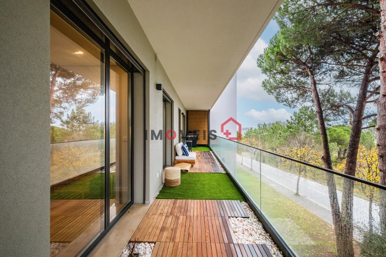 Apartamento T3 para Venda em Parceiros e Azoia Foto 14