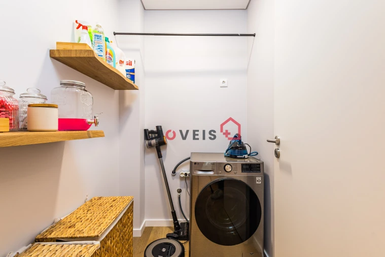 Apartamento T3 para Venda em Parceiros e Azoia Foto 16