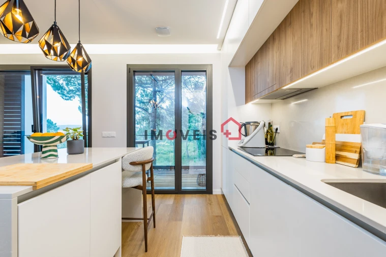 Apartamento T3 para Venda em Parceiros e Azoia Foto 9