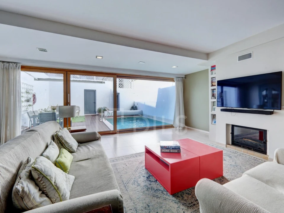 Moradia T5 para Venda em Ajuda Foto 2