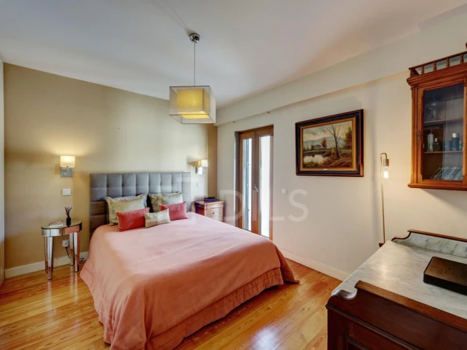 Moradia T5 para Venda em Ajuda Foto 25