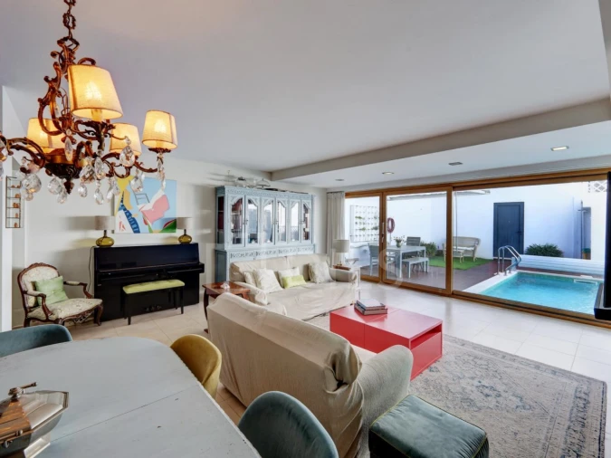 Moradia T5 para Venda em Ajuda