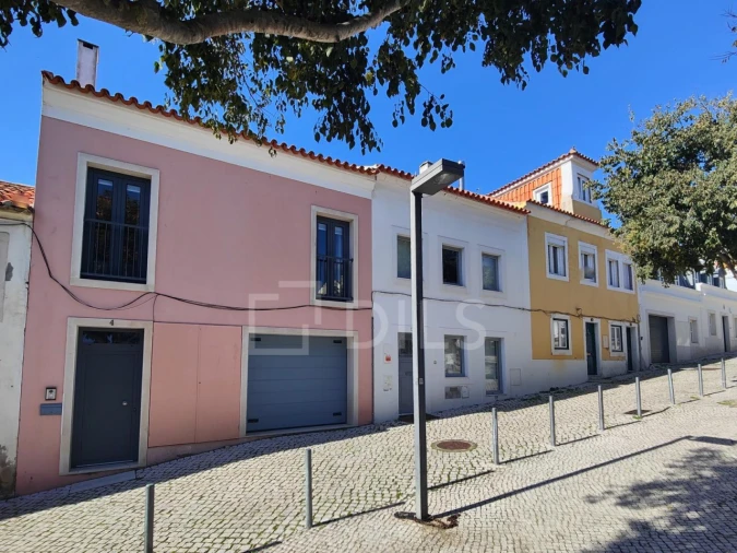 Moradia T5 para Venda em Ajuda Foto 30