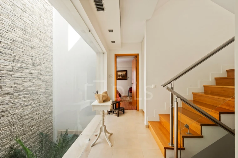 Moradia T5 para Venda em Ajuda Foto 28