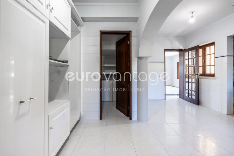 Moradia T6 para Venda em Marrazes e Barosa Foto 18