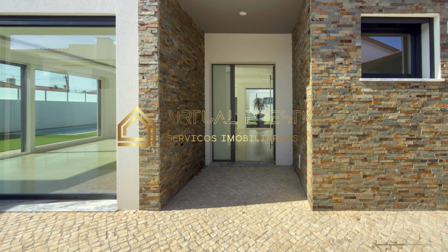 Moradia T4 para Venda em Azeitão (São Lourenço e São Simão) Foto 2