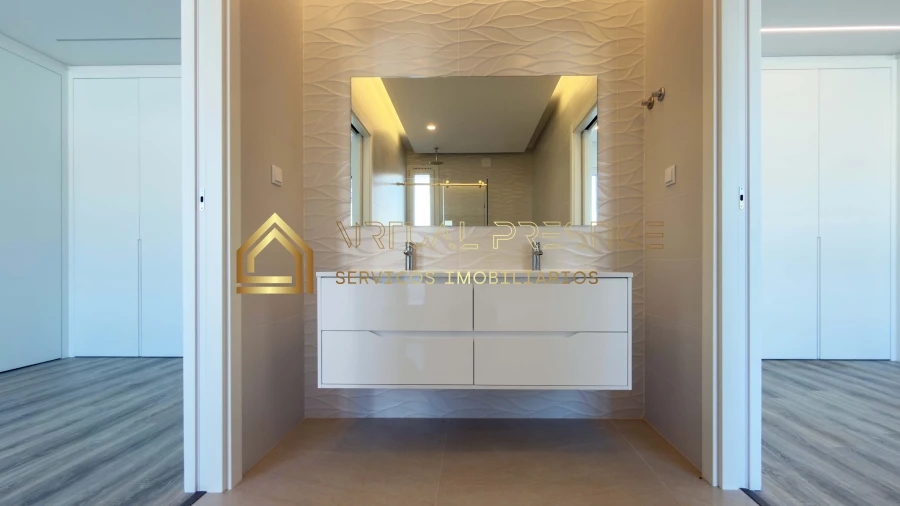 Moradia T4 para Venda em Azeitão (São Lourenço e São Simão) Foto 19