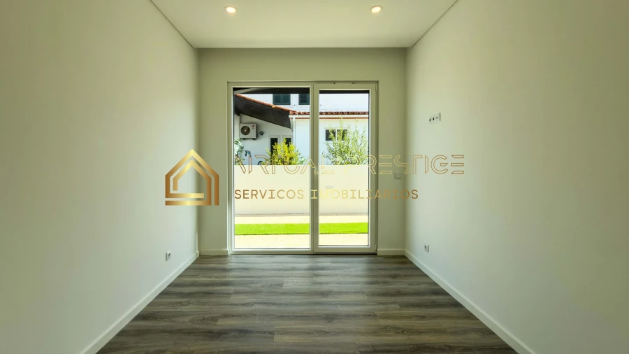 Moradia T4 para Venda em Azeitão (São Lourenço e São Simão) Foto 14