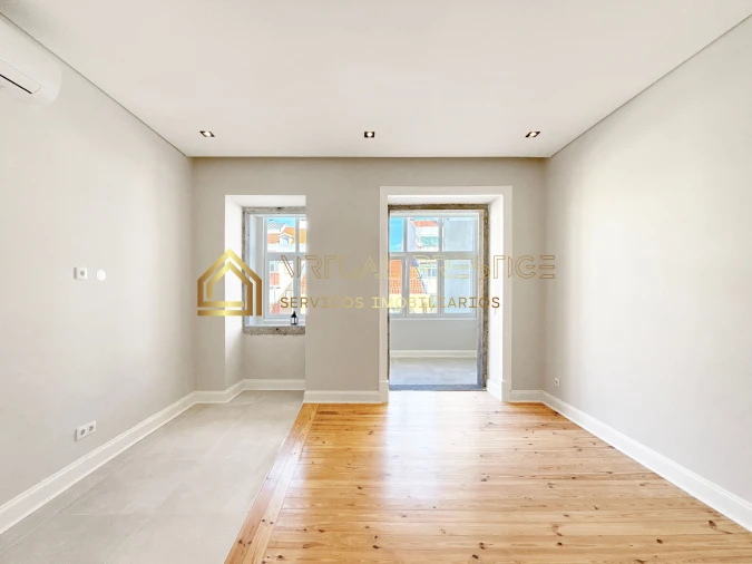 Apartamento T3 para Venda em Areeiro Foto 6