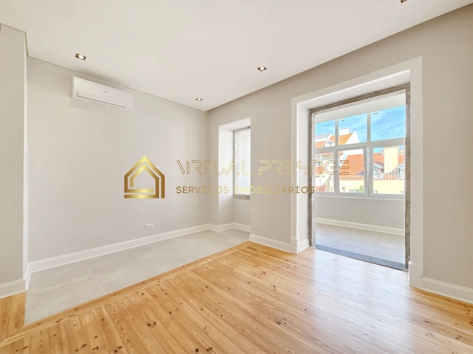 Apartamento T3 para Venda em Areeiro Foto 7