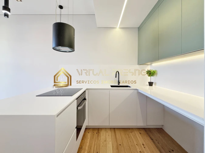 Apartamento T3 para Venda em Areeiro Foto 3