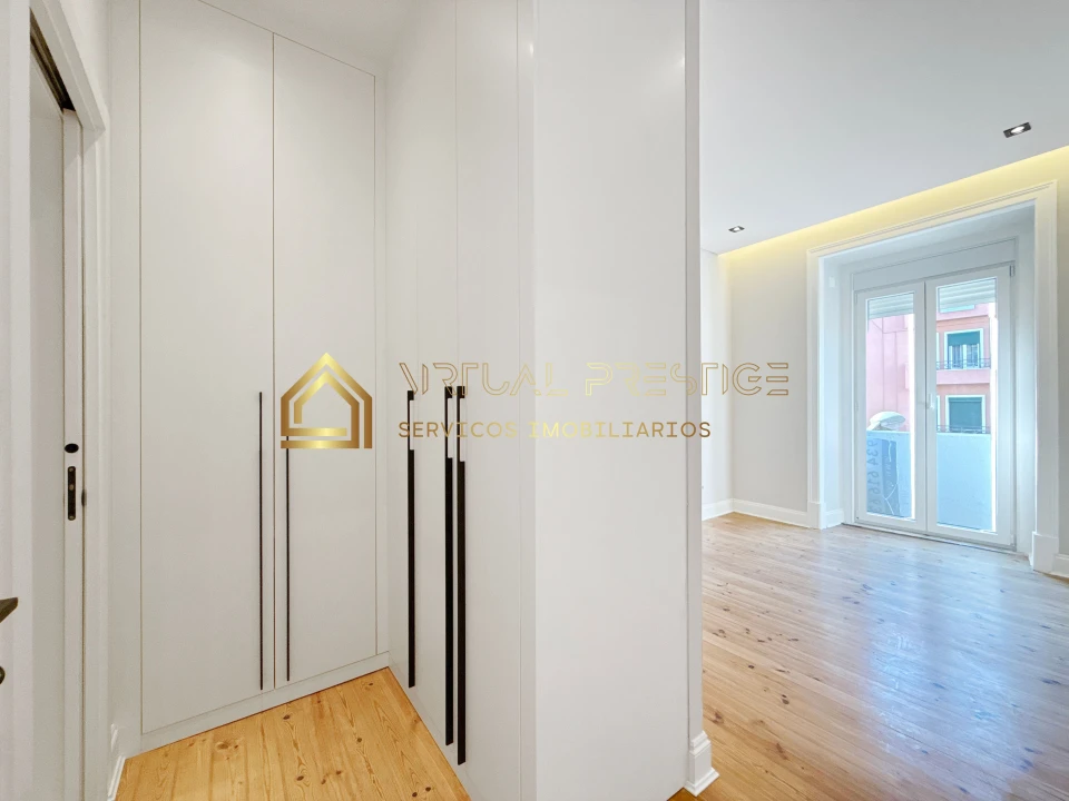 Apartamento T3 para Venda em Areeiro Foto 18