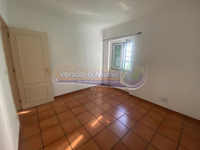 Moradia T2 para Venda em Mora Foto 10