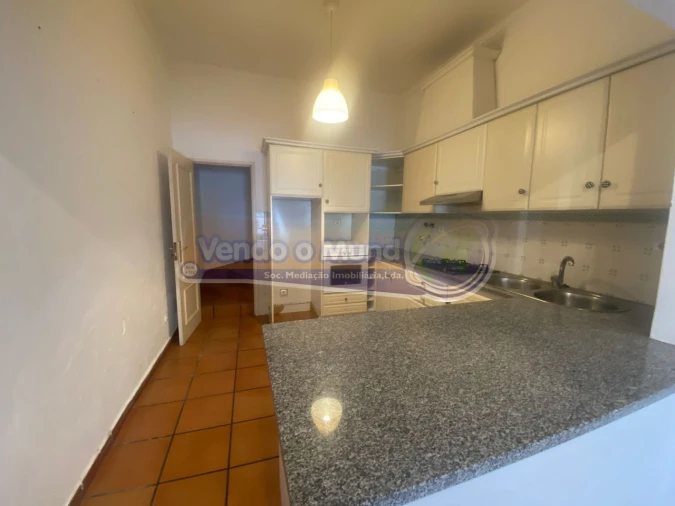 Moradia T2 para Venda em Mora Foto 3