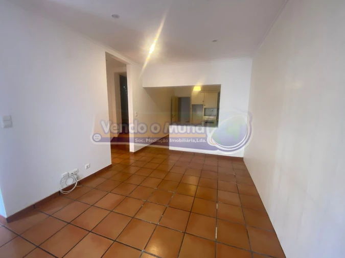 Moradia T2 para Venda em Mora Foto 6