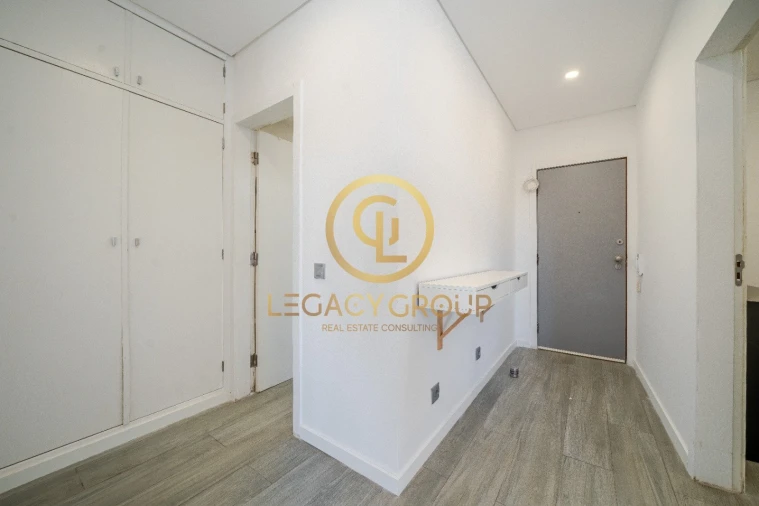 Apartamento T0 para Venda em Armação de Pera Foto 2